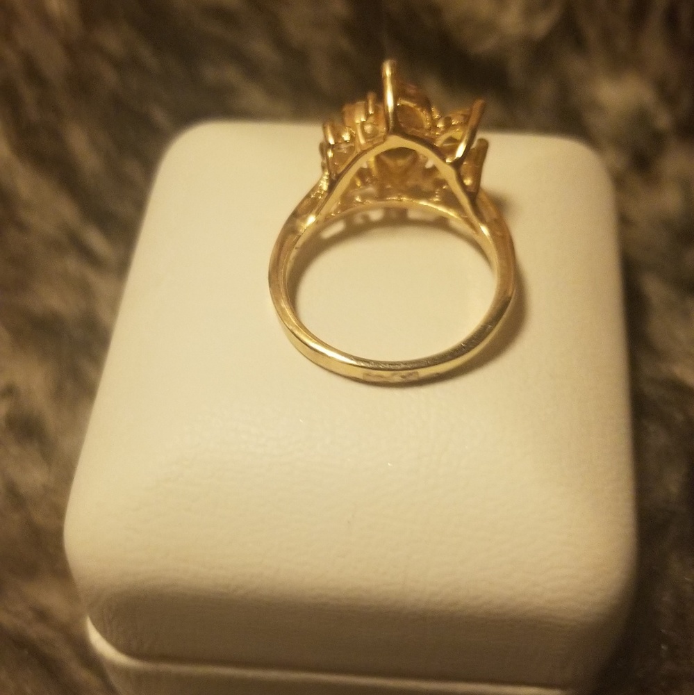 Ring - Picture 4 of 4
